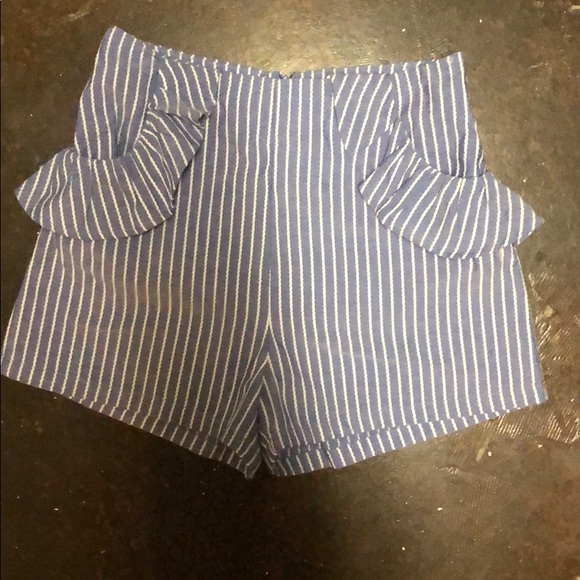 Blue stripped high waisted shorts - Picture 3 of 3